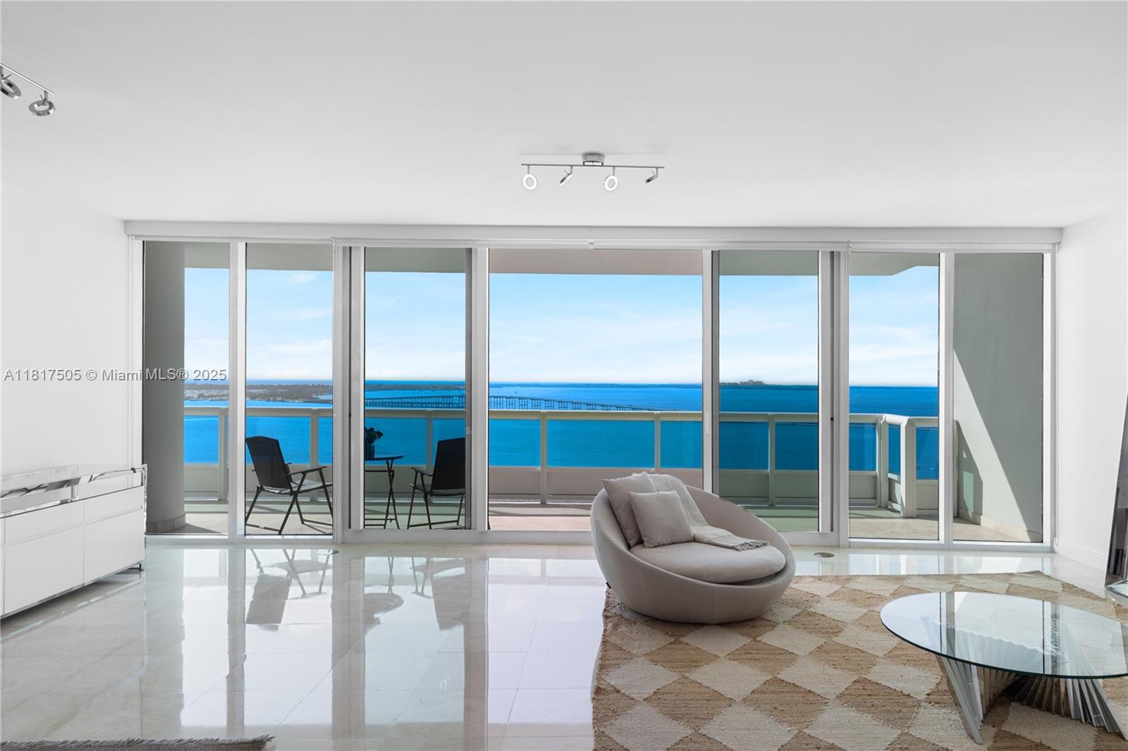 1643 Brickell Ave # 2203
