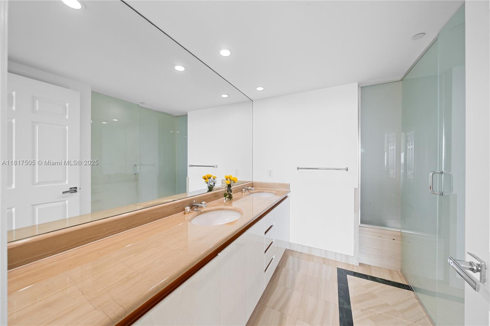 1643 Brickell Ave # 2203