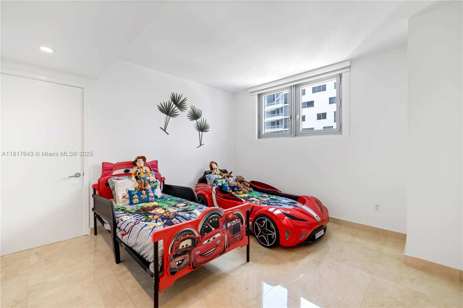 1331 Brickell Bay Dr # 4001