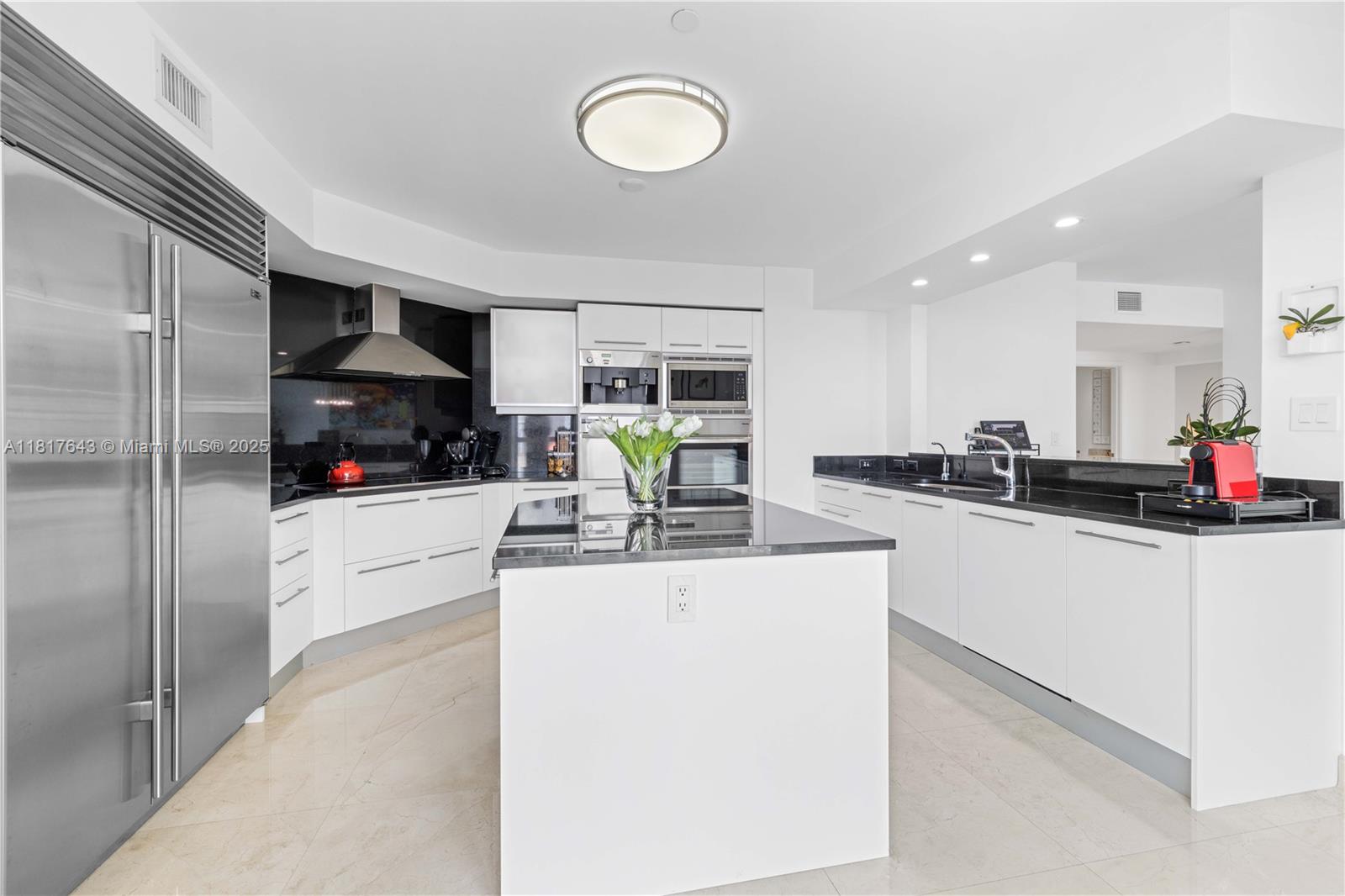 1331 Brickell Bay Dr # 4001