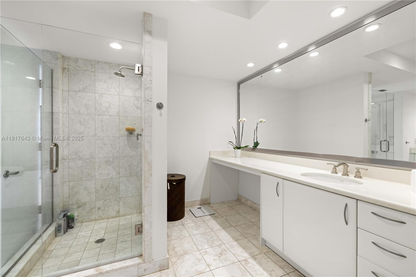 1331 Brickell Bay Dr # 4001
