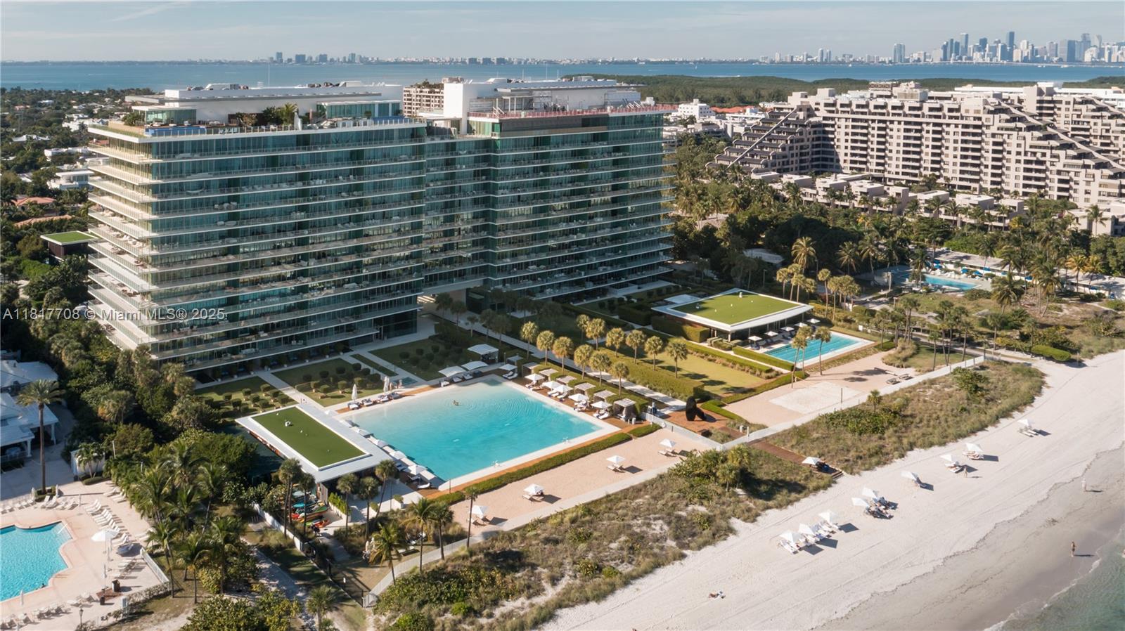 360 Ocean Dr # 1106S