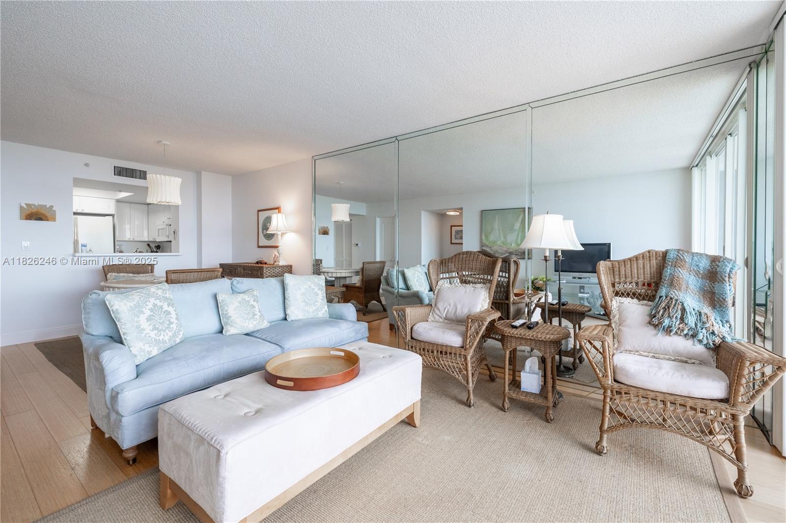 1800 Sunset Harbour Dr # 2405