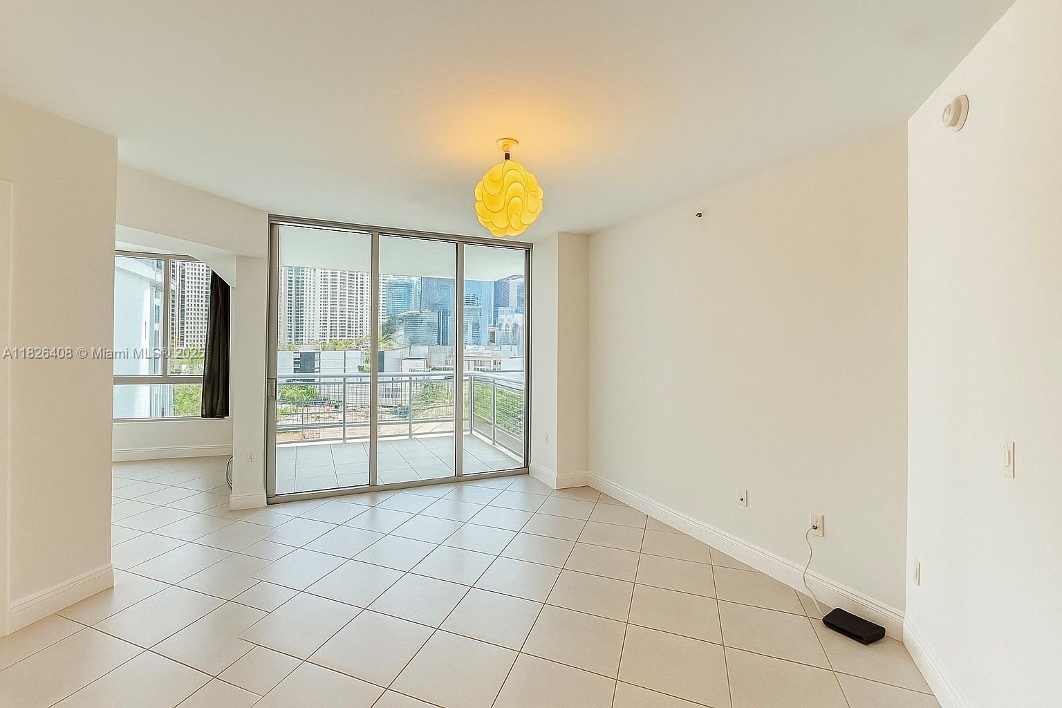 350 S Miami Ave Unit: 1206
