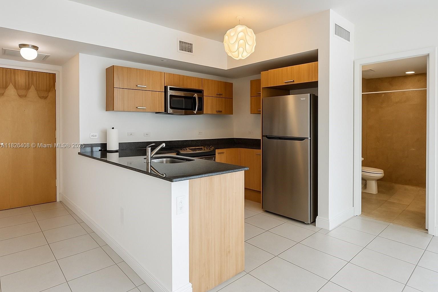 350 S Miami Ave Unit: 1206
