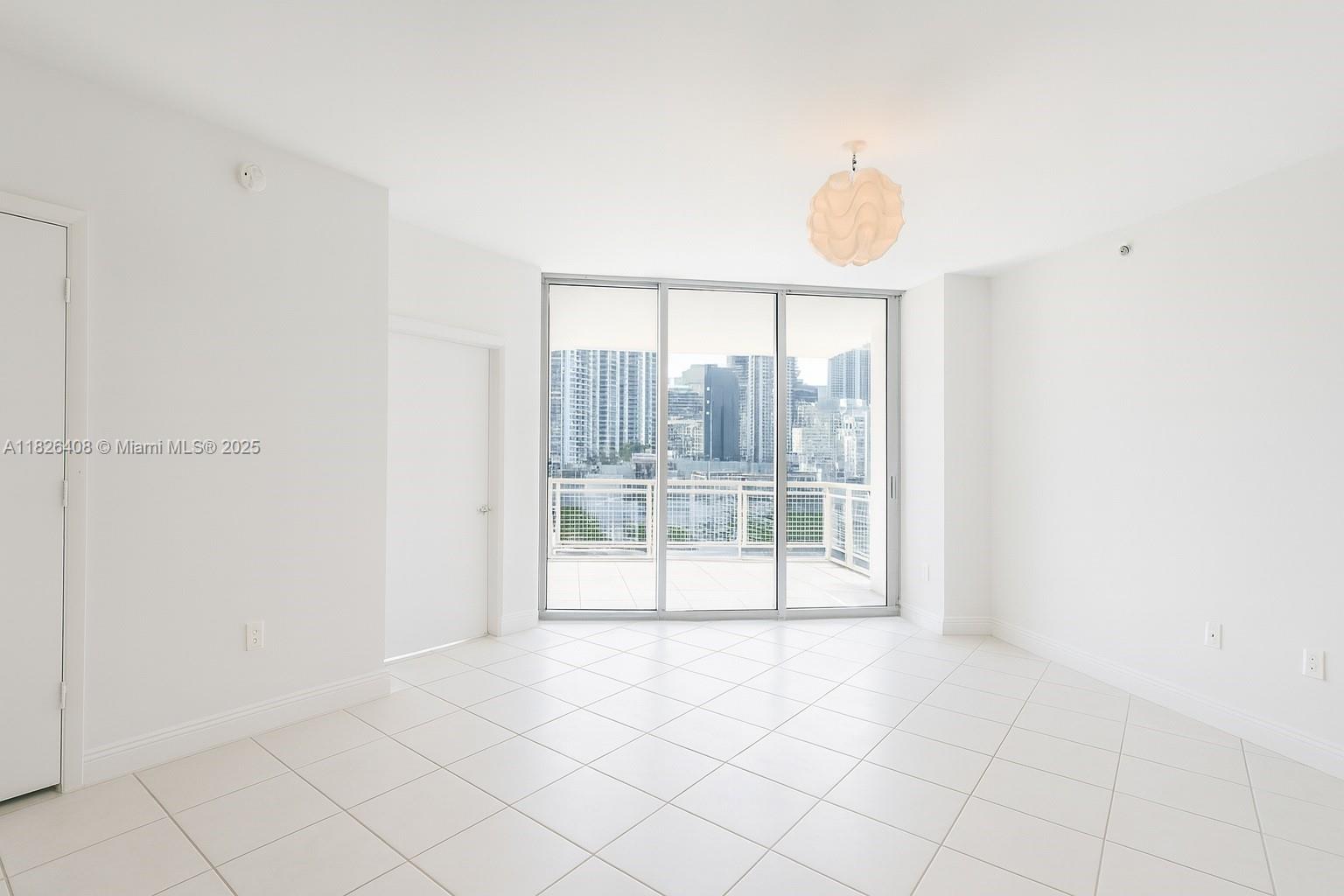 350 S Miami Ave Unit: 1206