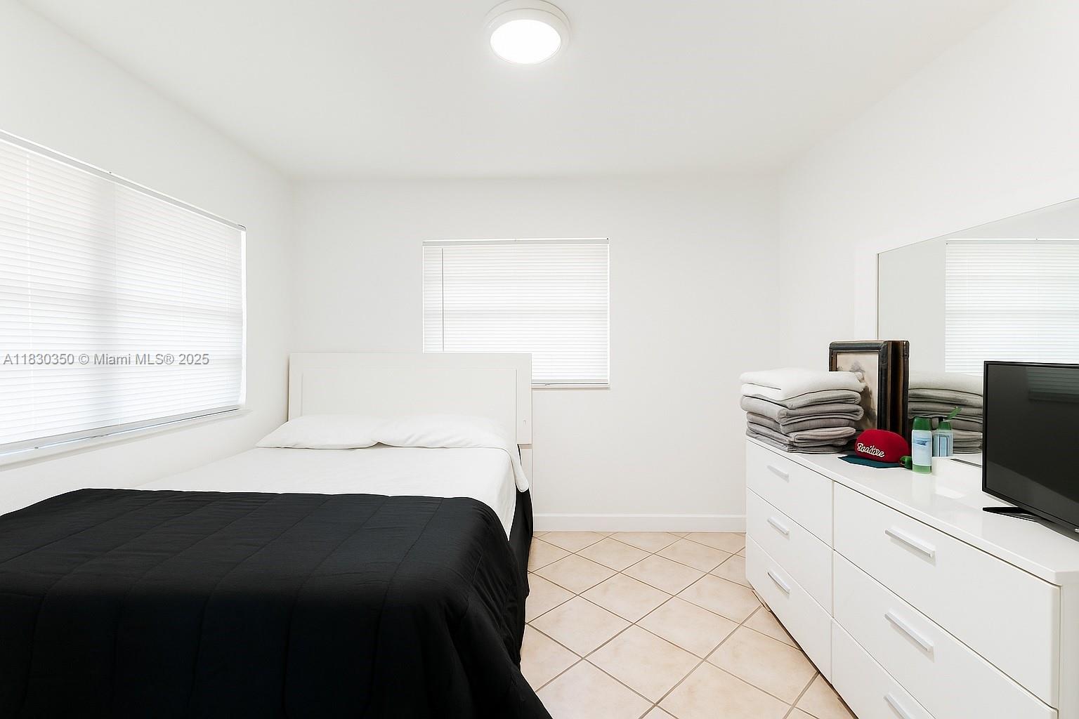 1250 Lincoln Rd # 203