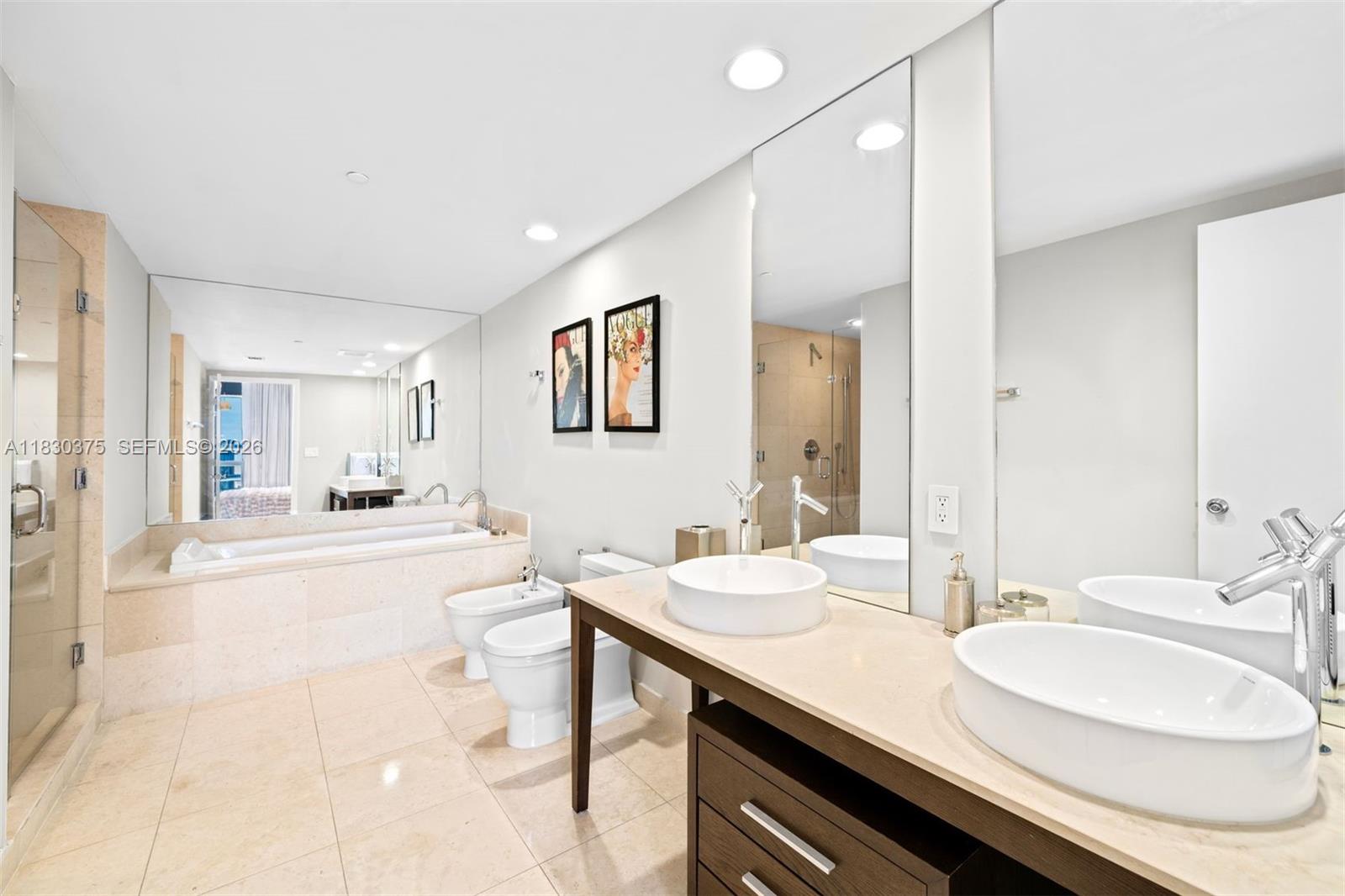 465 Brickell Ave # 5302