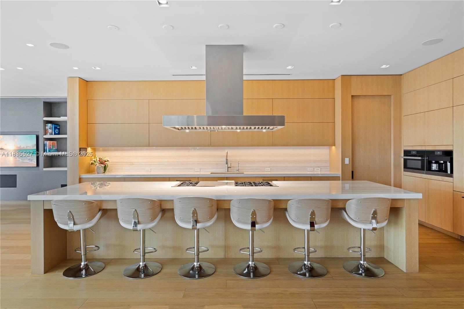 126 W San Marino Drive