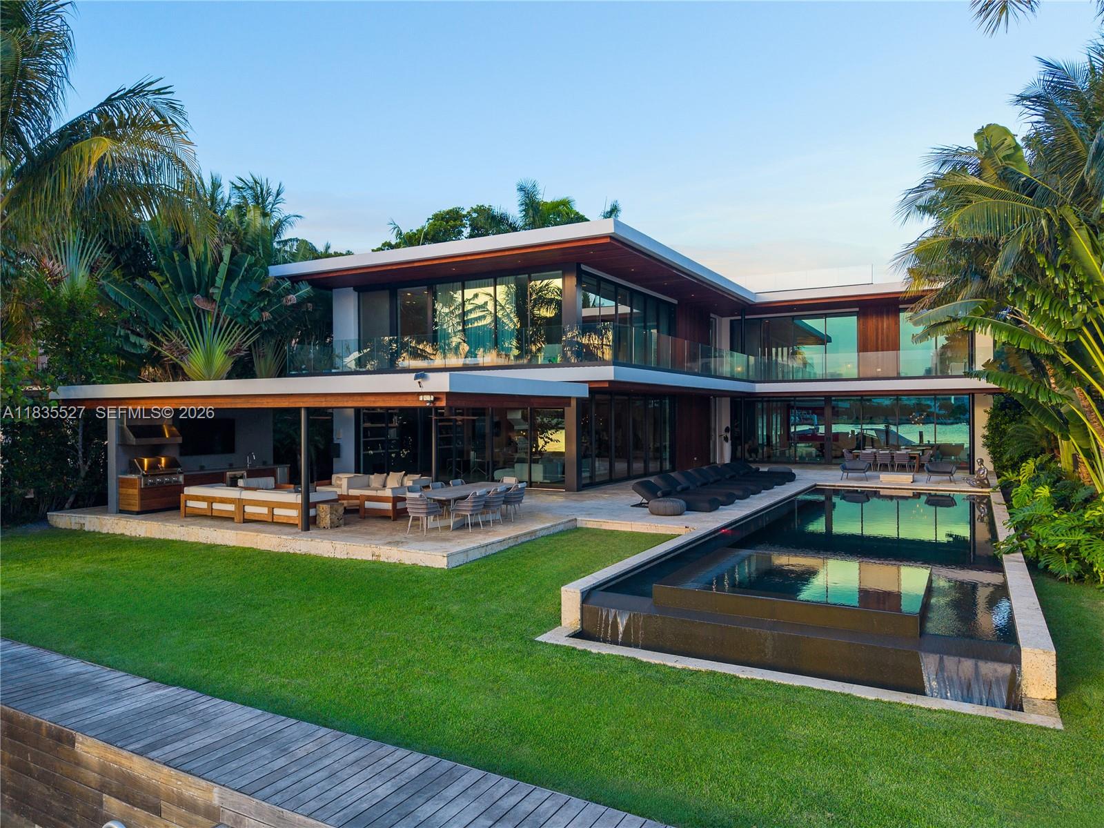 126 W San Marino Drive
