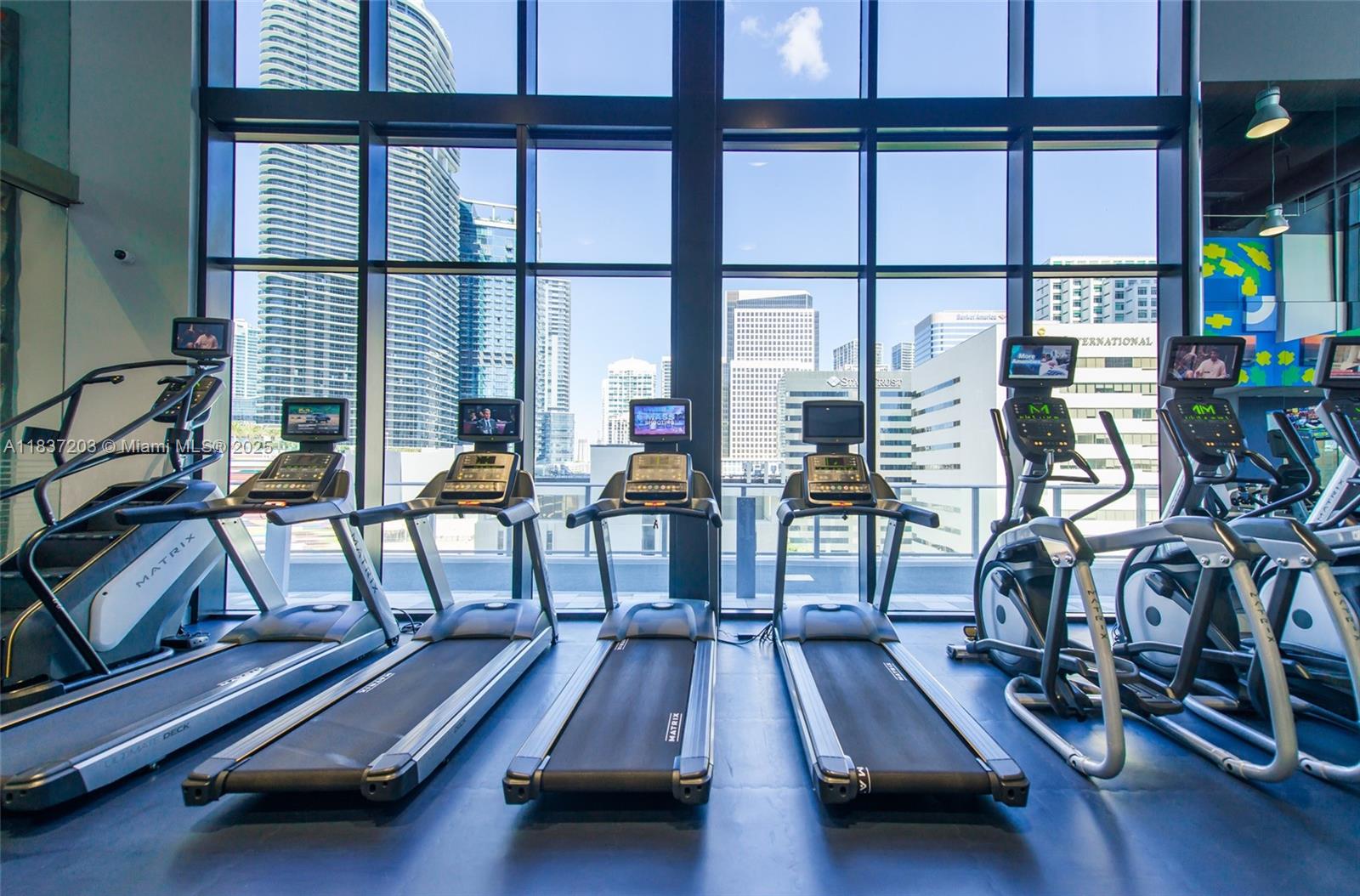 1010 Brickell Ave # 4607