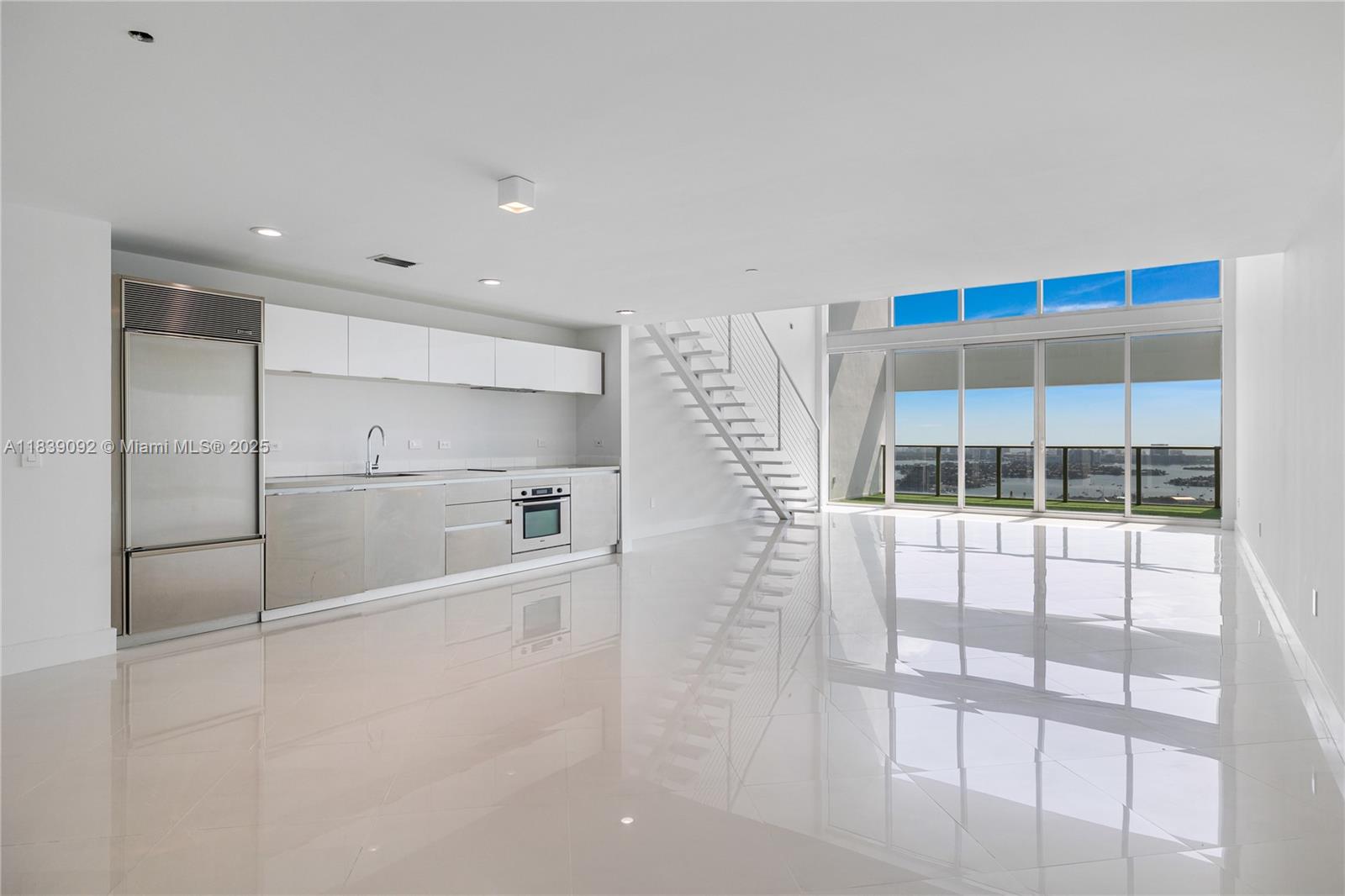 1040 Biscayne Blvd # 4003
