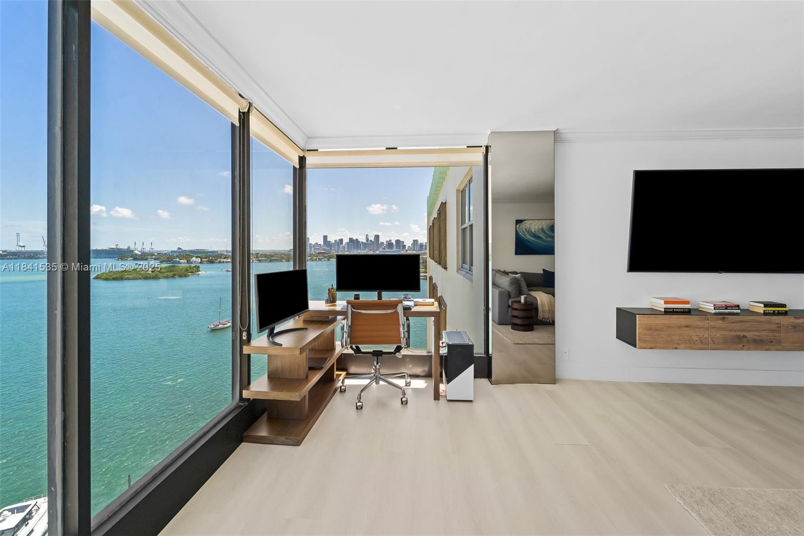 5 Island Ave # 16E
