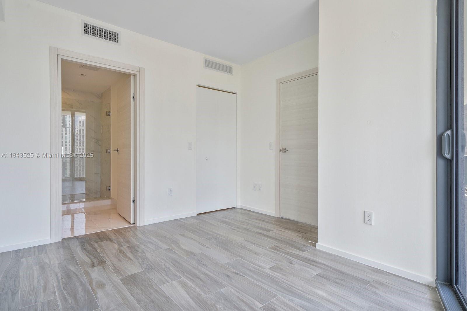 801 S Miami Ave Unit: 2402