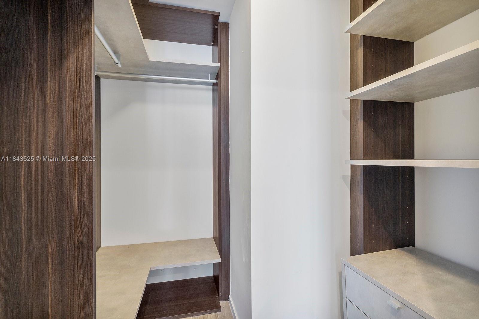 801 S Miami Ave Unit: 2402