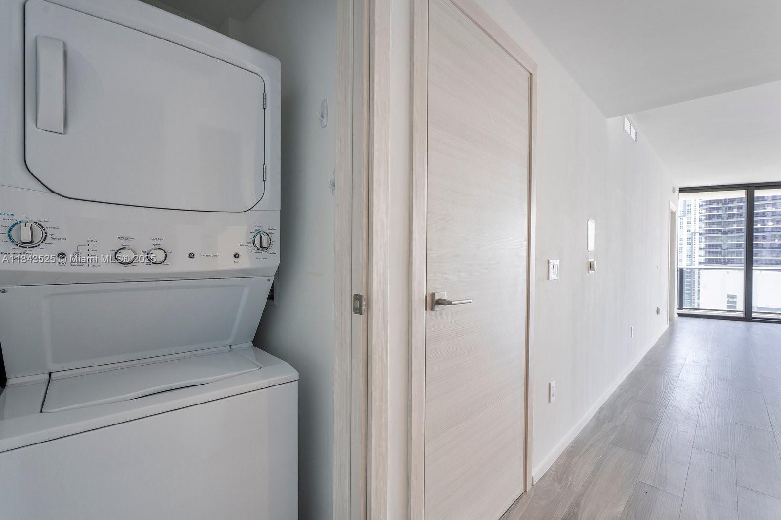 801 S Miami Ave Unit: 2402
