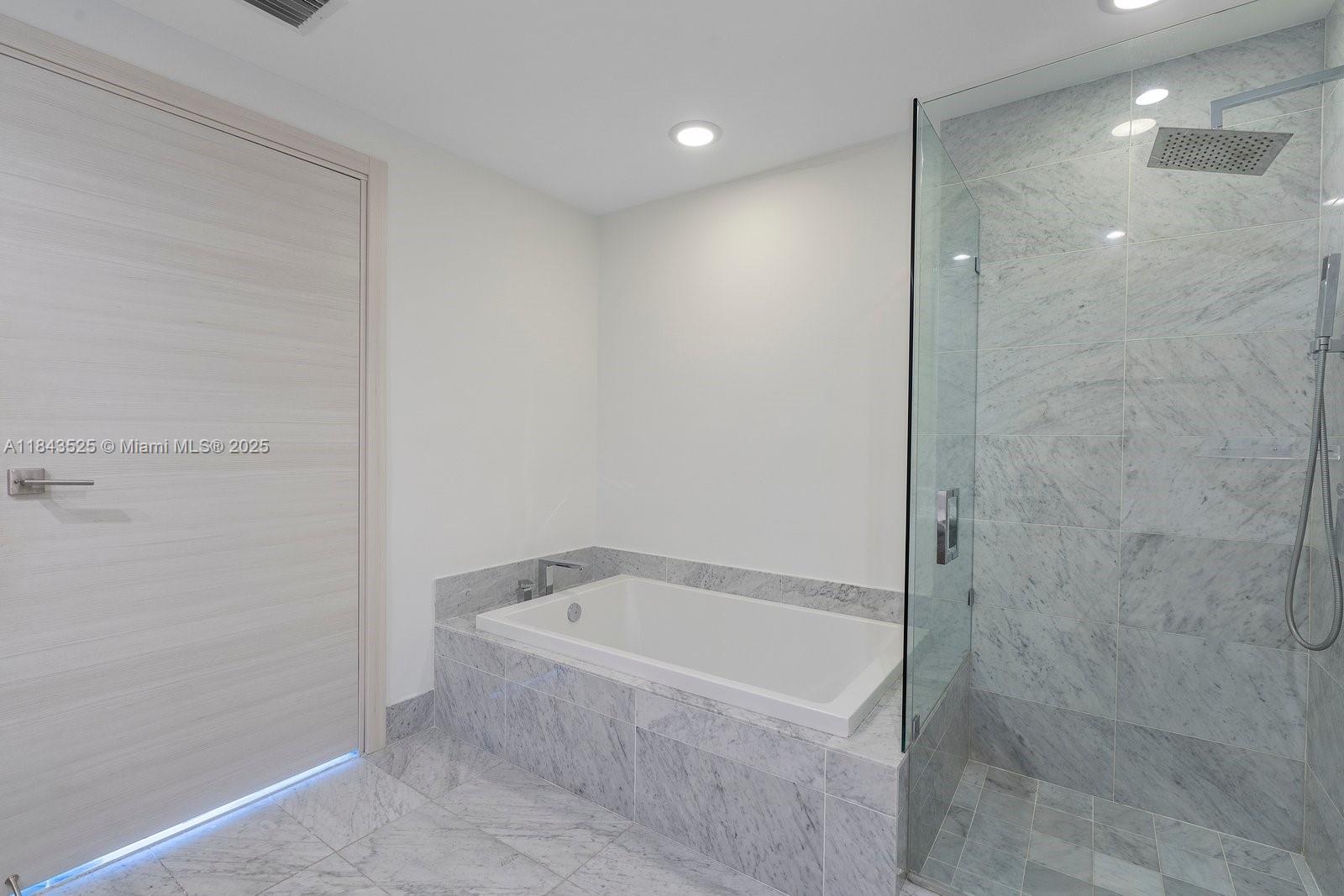 801 S Miami Ave Unit: 2402