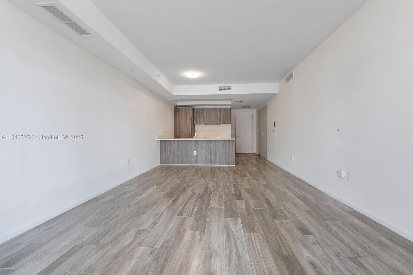 801 S Miami Ave Unit: 2402