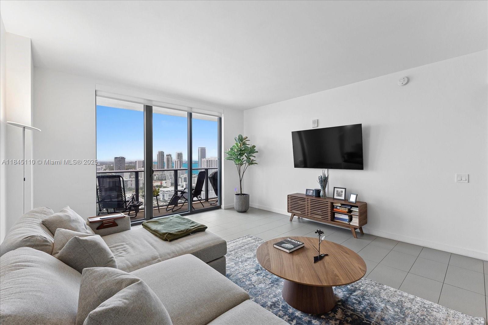 1600 NE 1st Ave # 3718