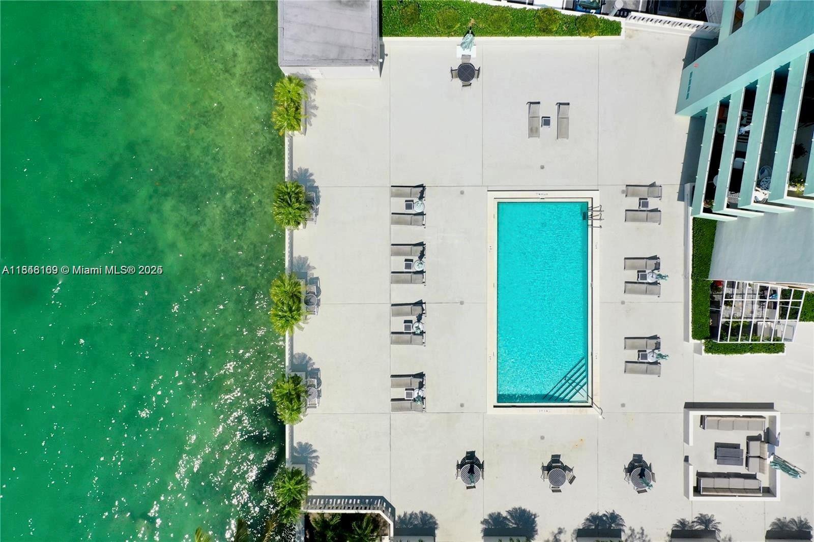5 Island Ave # 15D