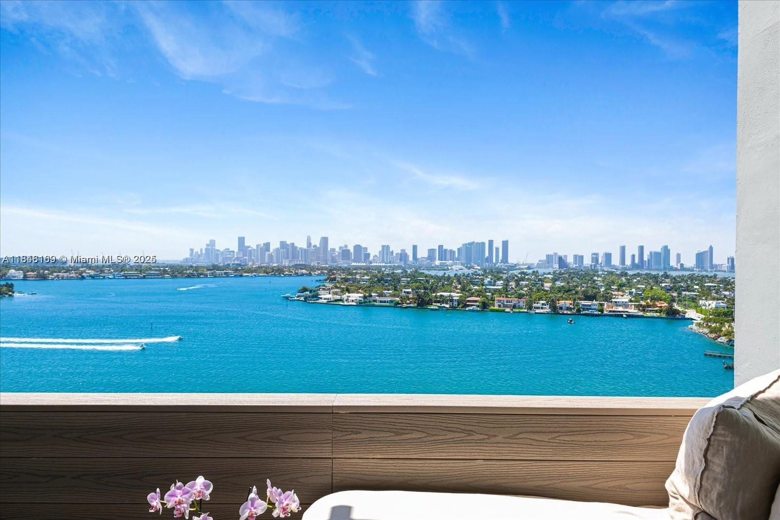 5 Island Ave # 15D