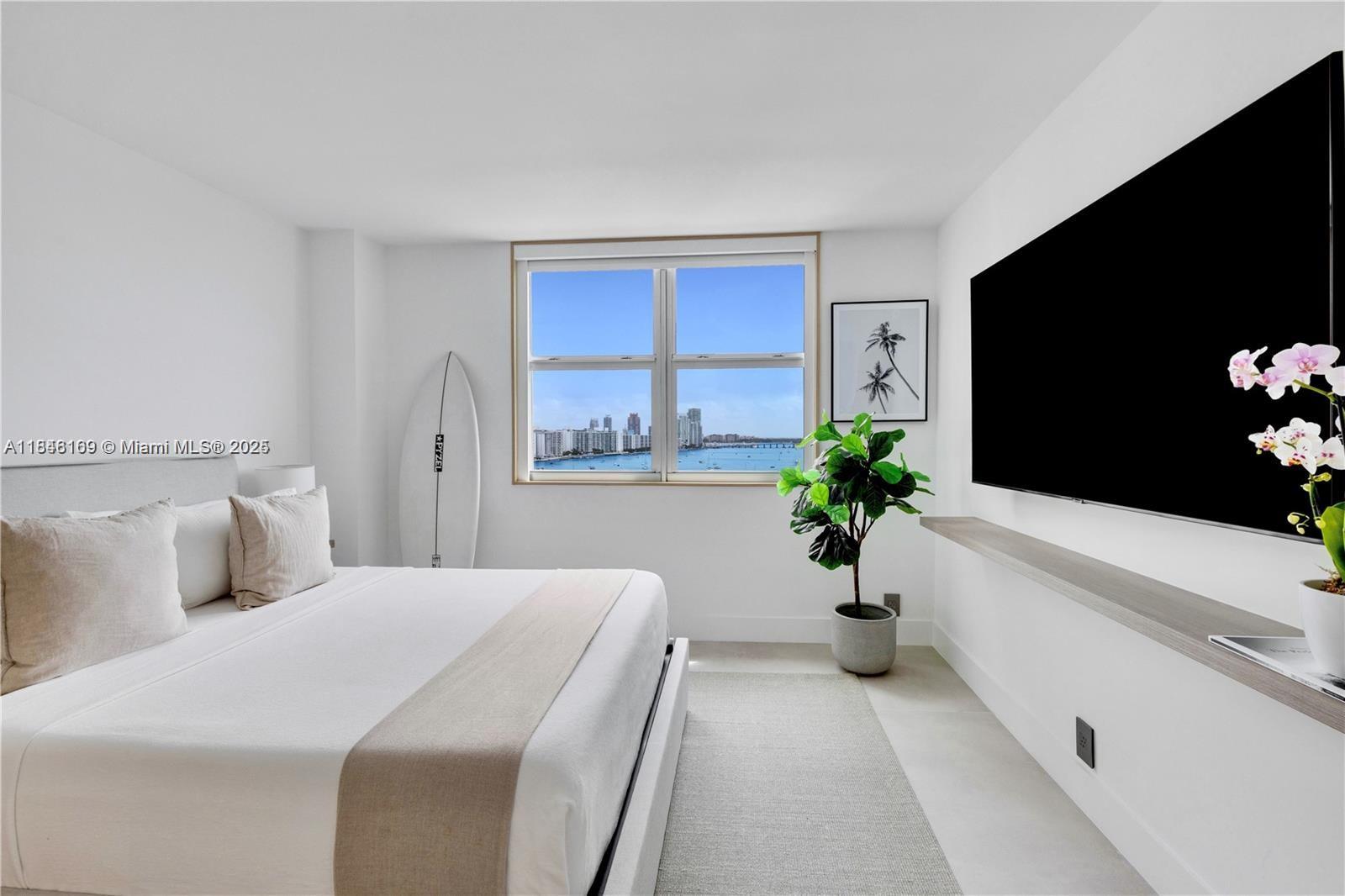 5 Island Ave # 15D