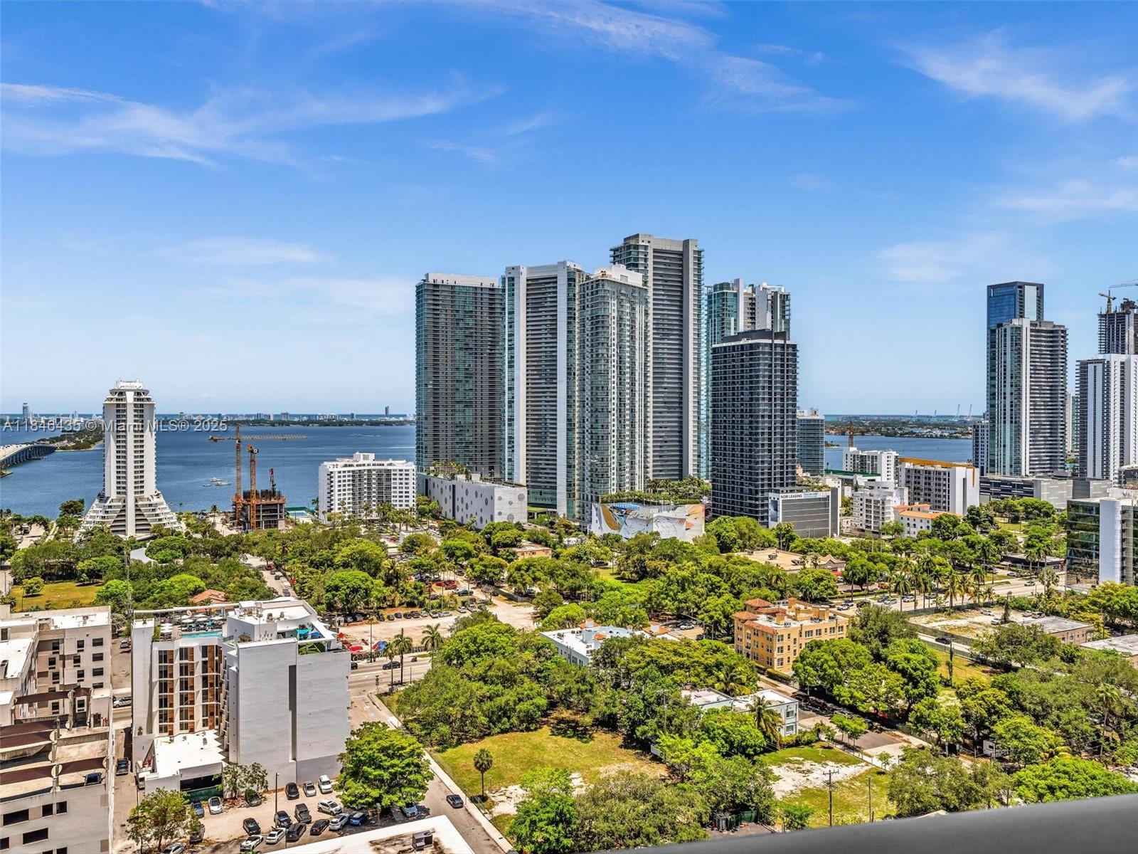 121 NE 34th St # 2208