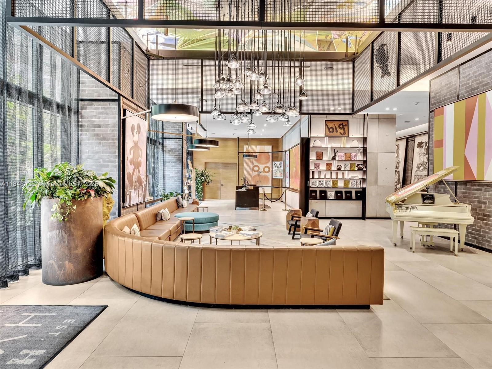 121 NE 34th St # 2208