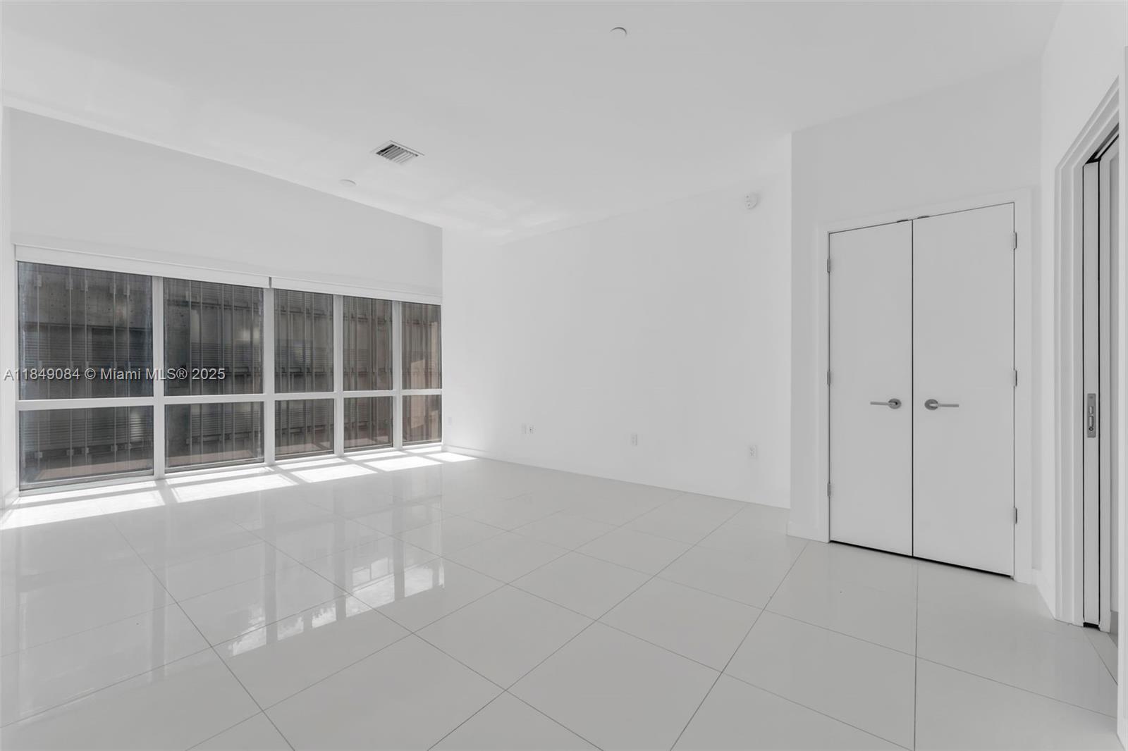 851 NE 1st Ave # 505