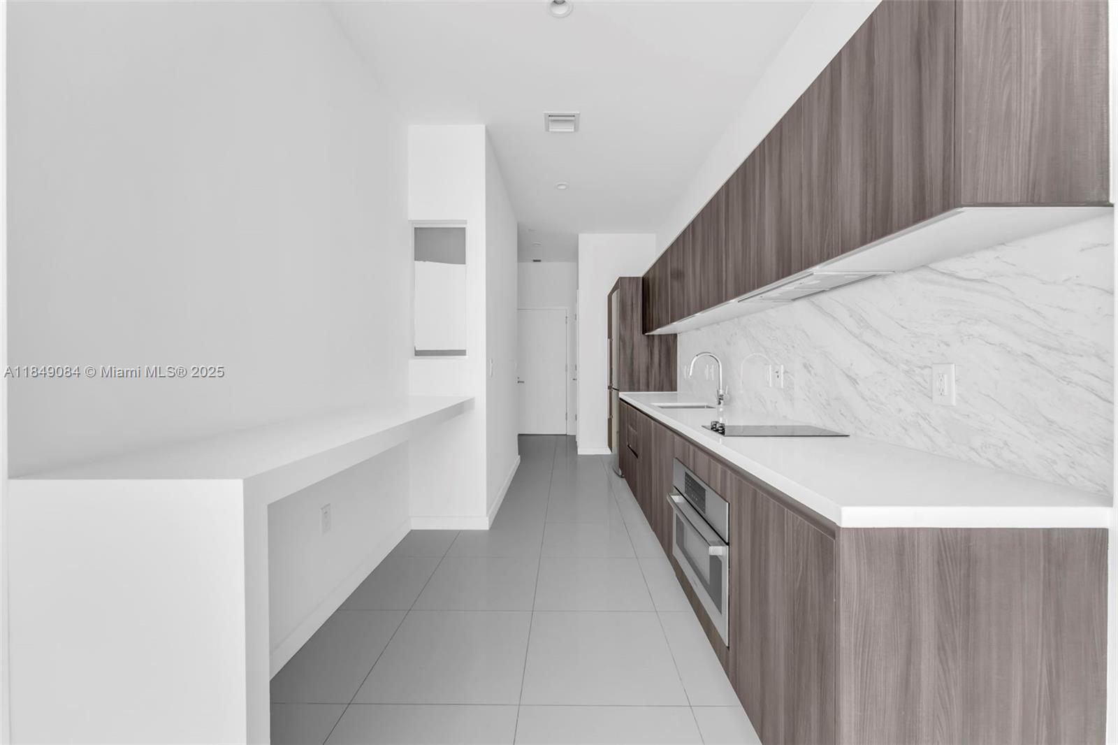 851 NE 1st Ave # 505