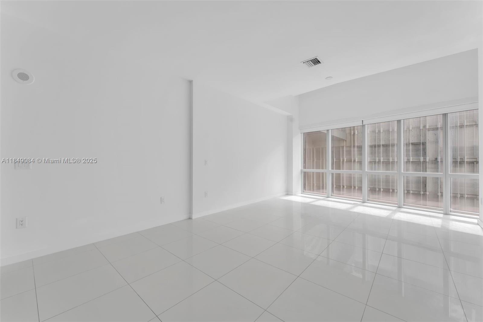 851 NE 1st Ave # 505