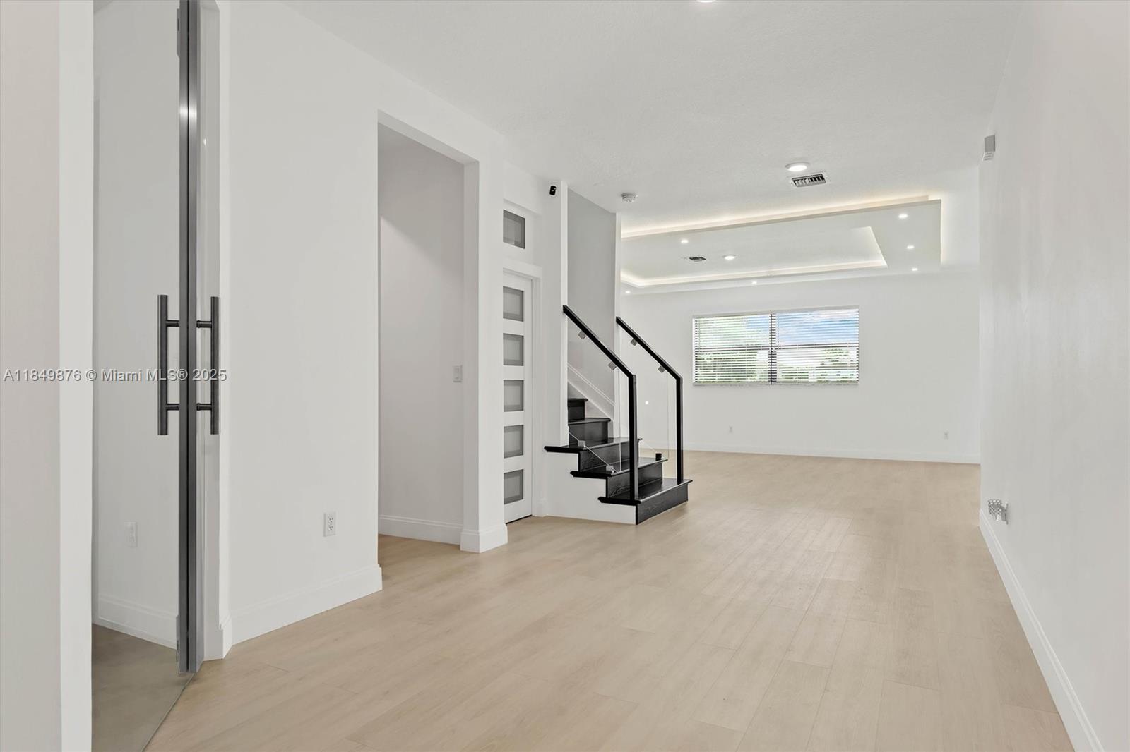 3520 Haldin Pl