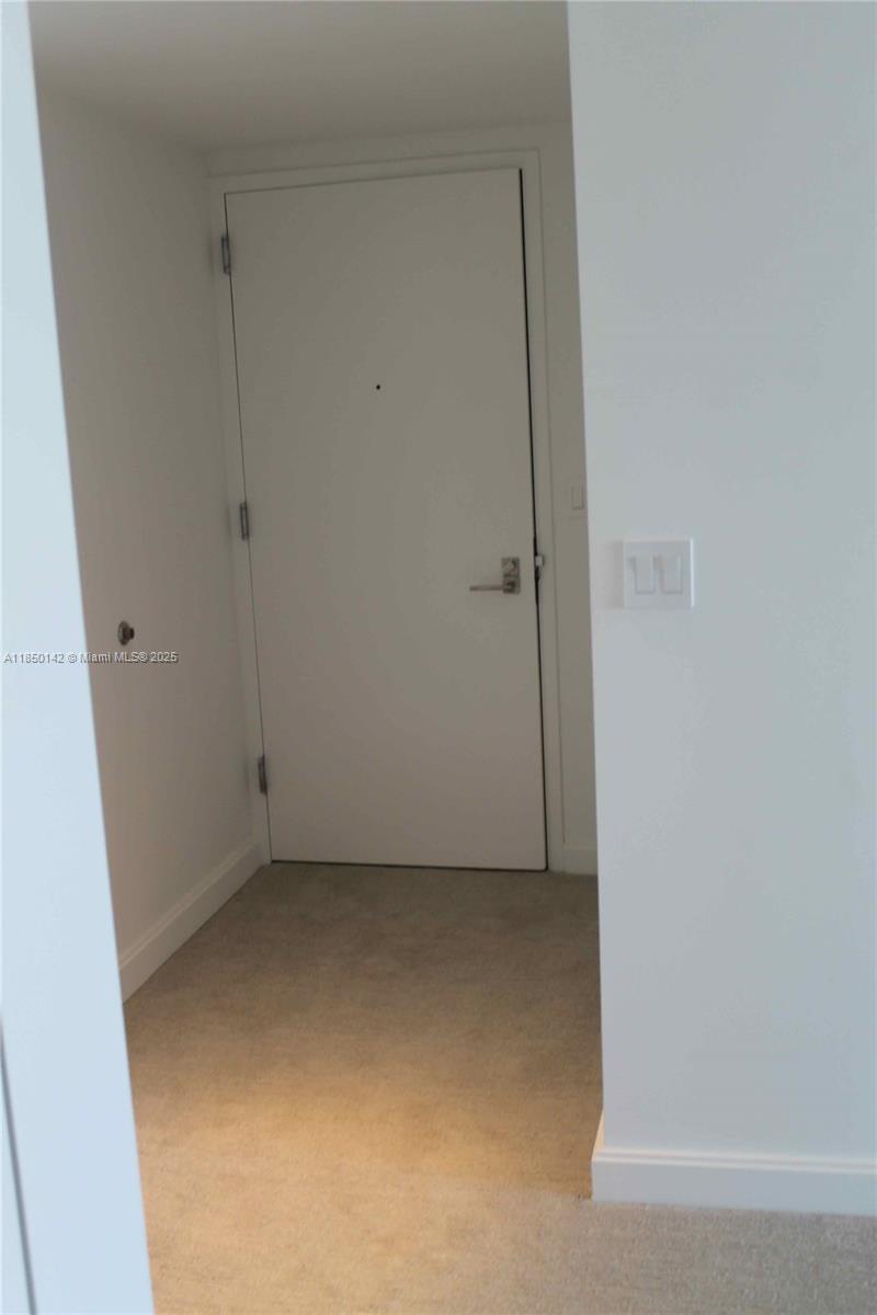 45 SW 9th St # 2809