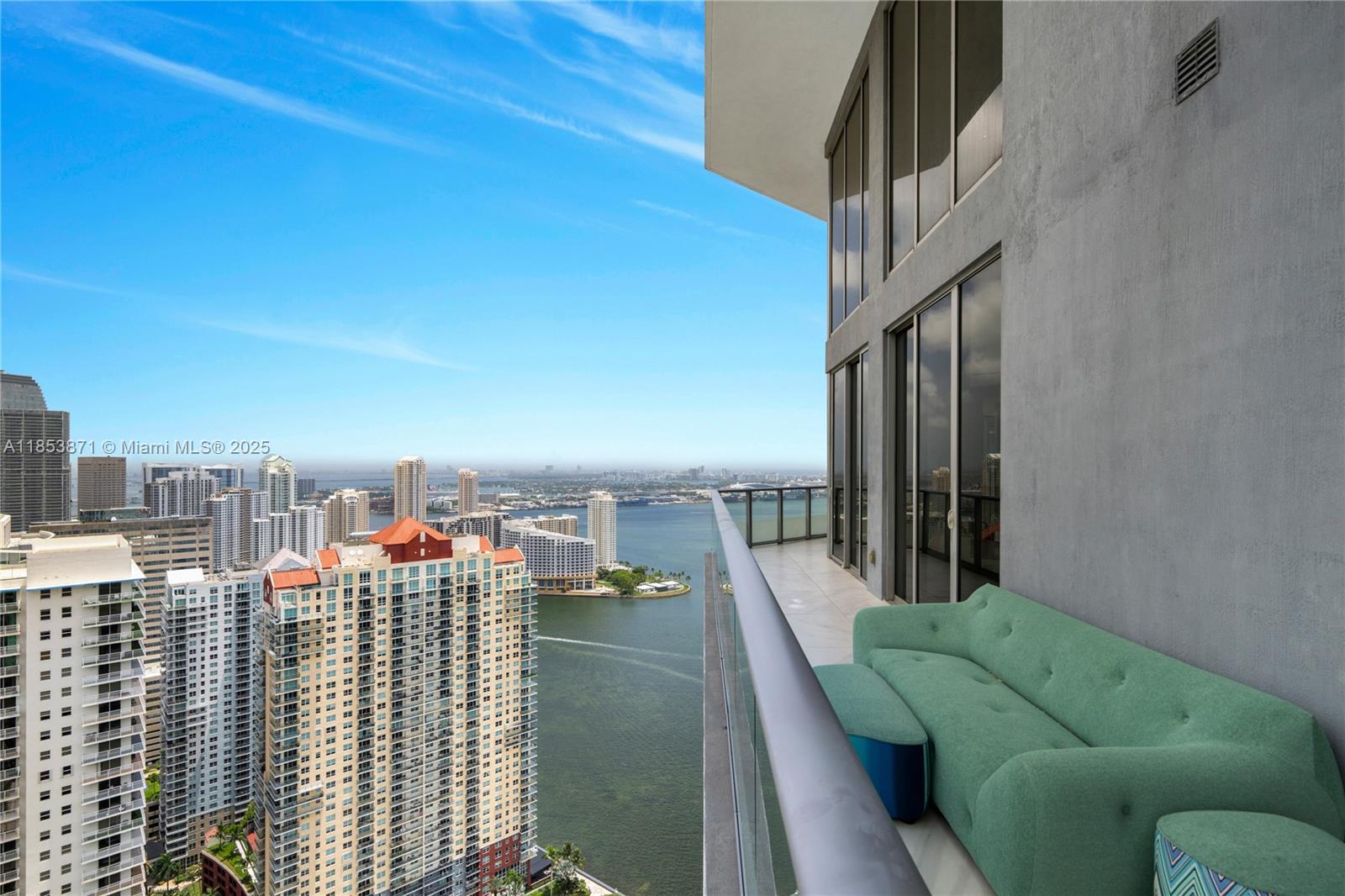 1300 Brickell Bay Dr # 4401
