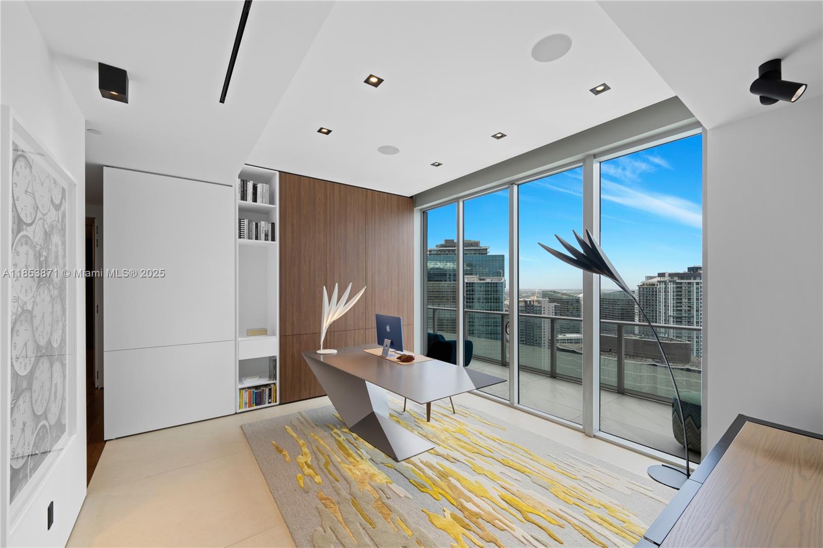 1300 Brickell Bay Dr # 4401