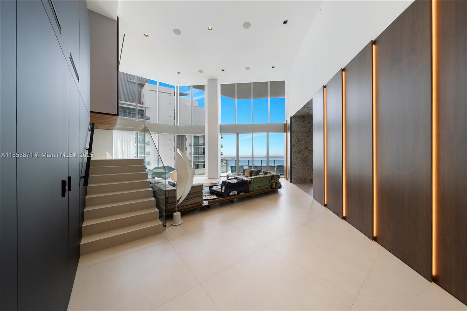 1300 Brickell Bay Dr # 4401