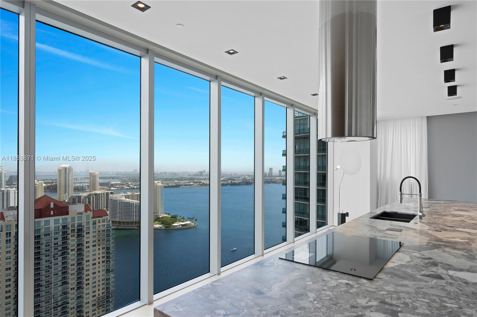 1300 Brickell Bay Dr # 4401