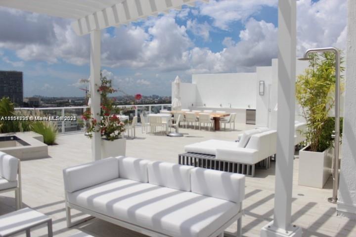 4250 Biscayne Blvd # 608