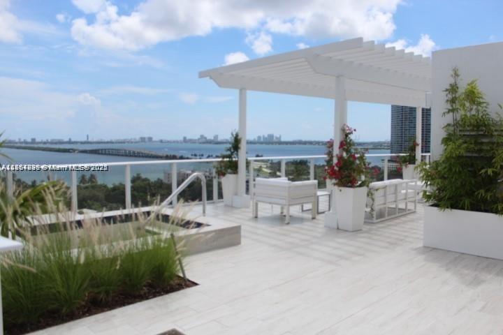 4250 Biscayne Blvd # 608