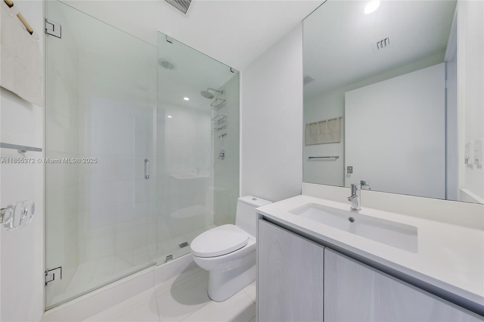 3131 NE 7th Ave # 603