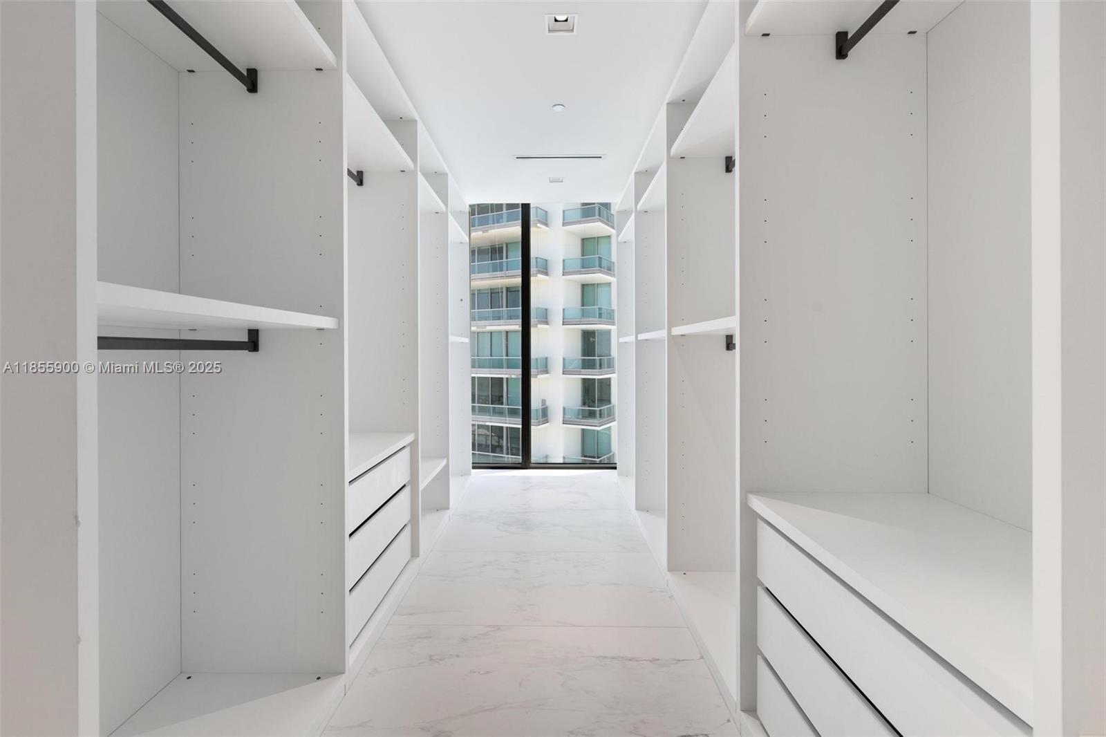 1000 Biscayne Blvd # 4901