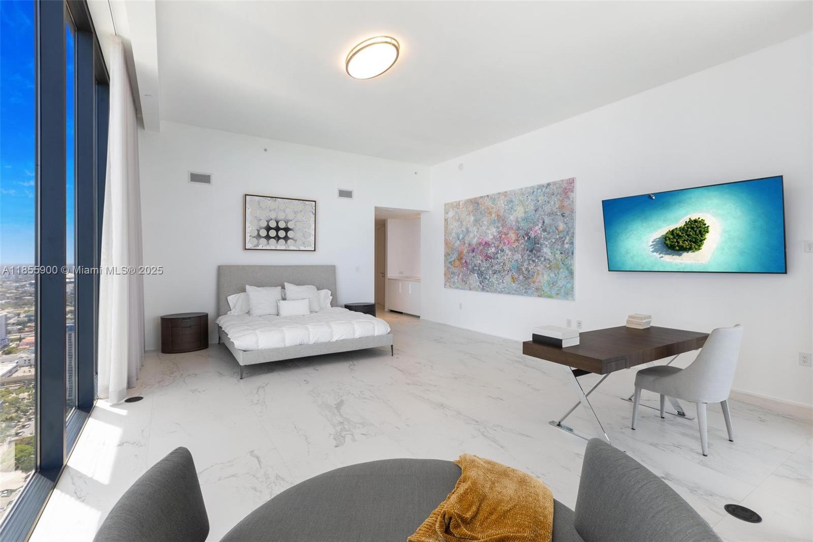 1000 Biscayne Blvd # 4901