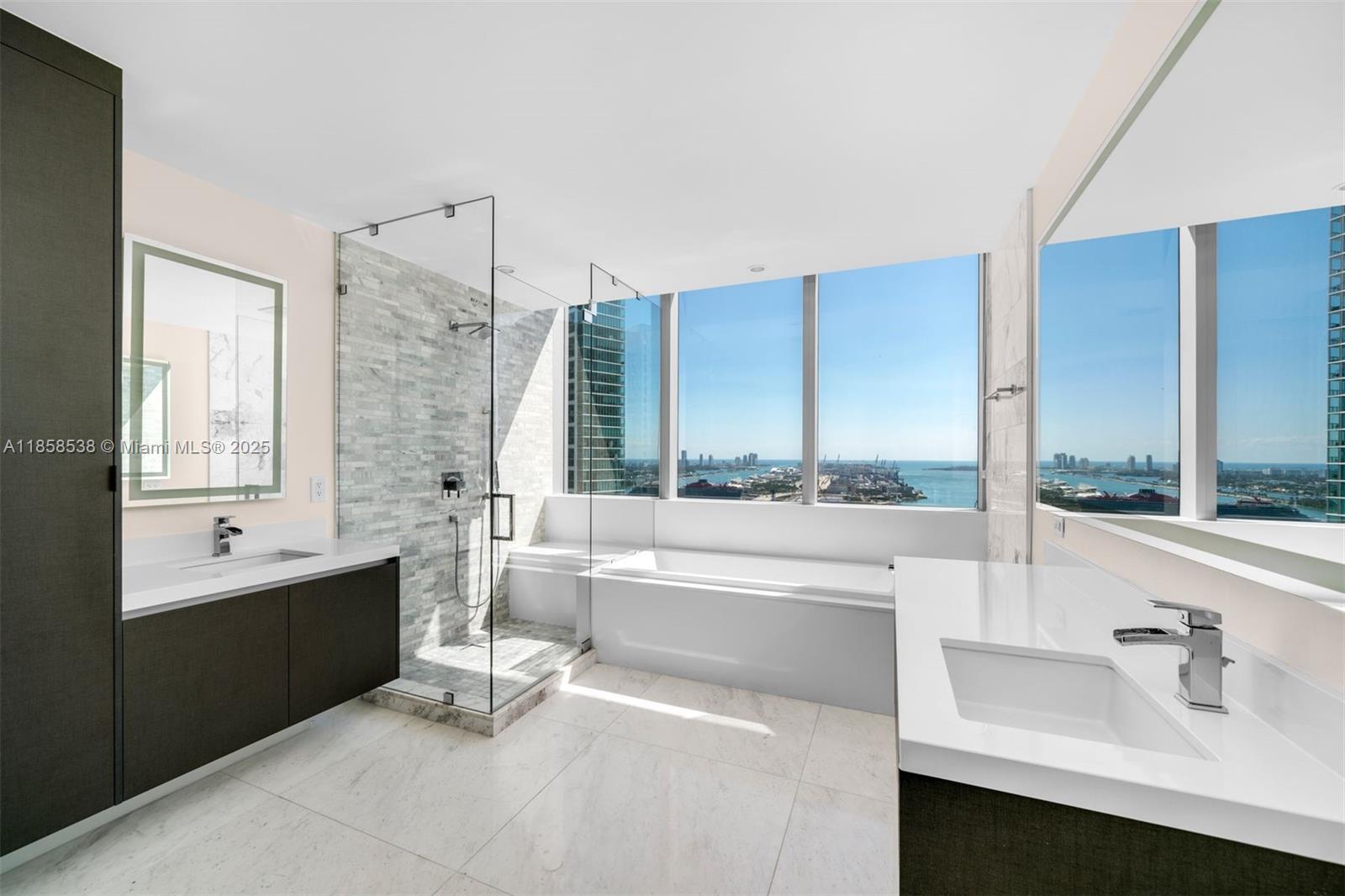 851 NE 1st Ave # 3011