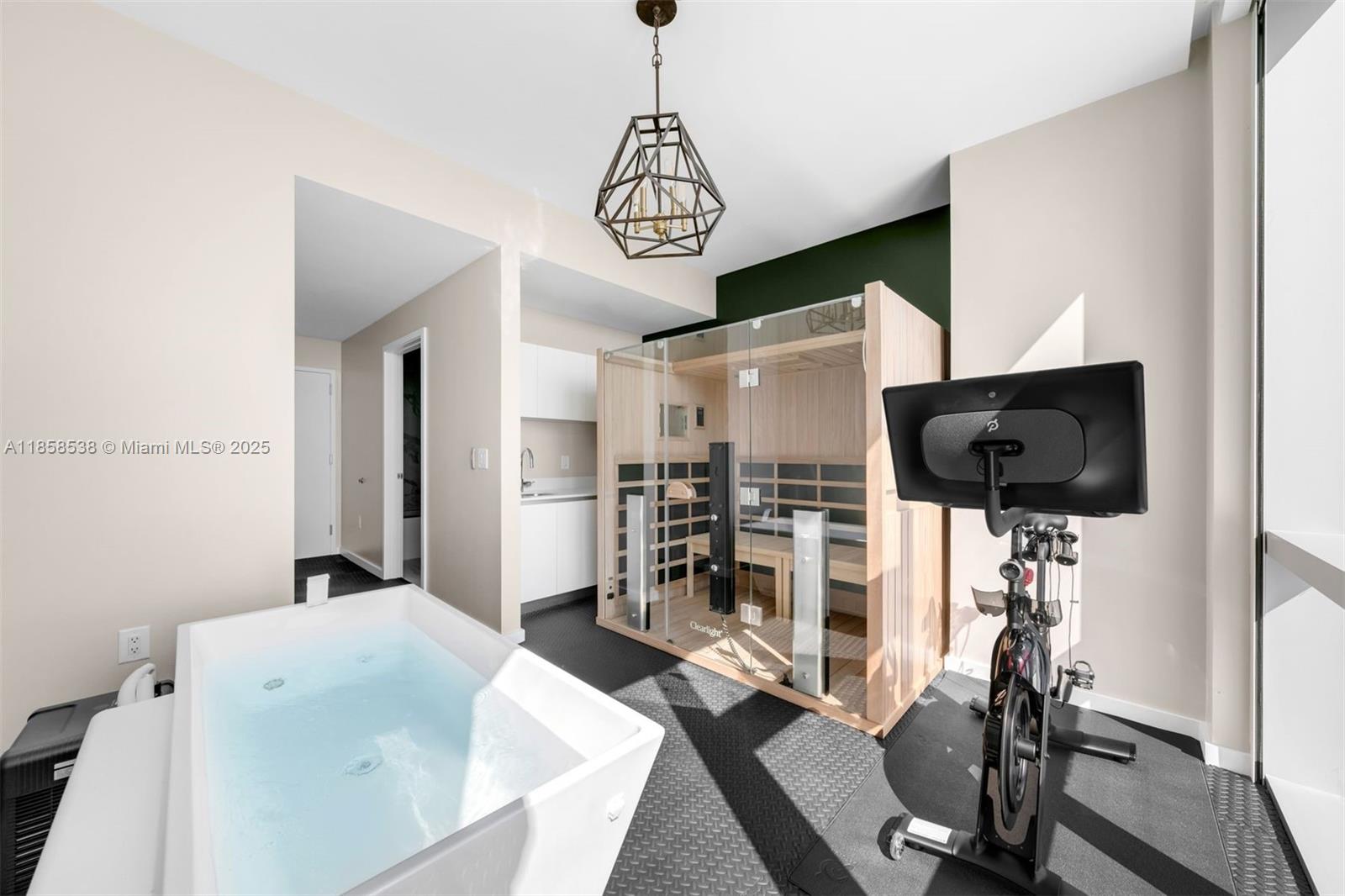 851 NE 1st Ave # 3011