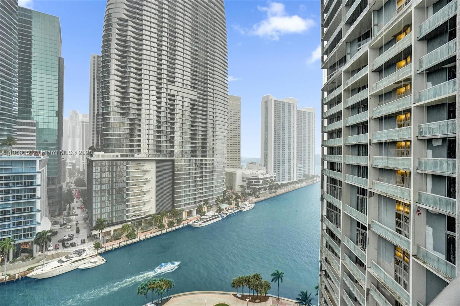 475 Brickell Ave # 1714