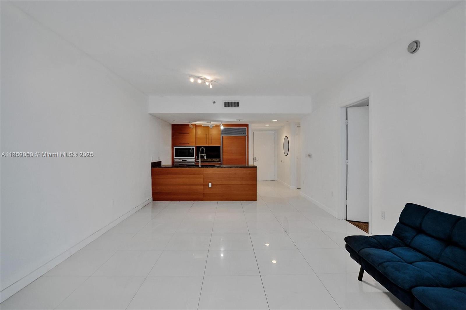 475 Brickell Ave # 1714