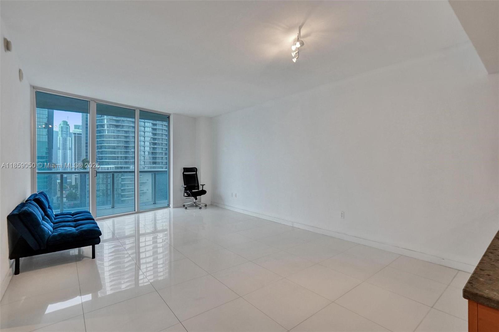 475 Brickell Ave # 1714