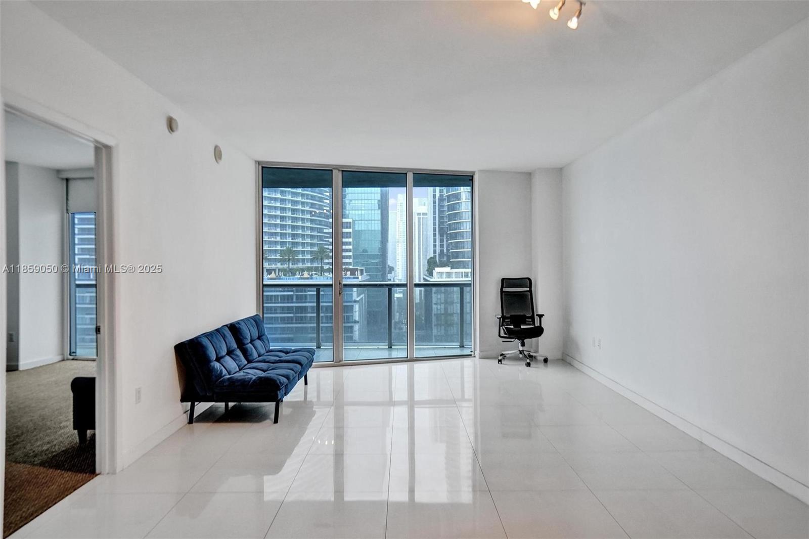 475 Brickell Ave # 1714