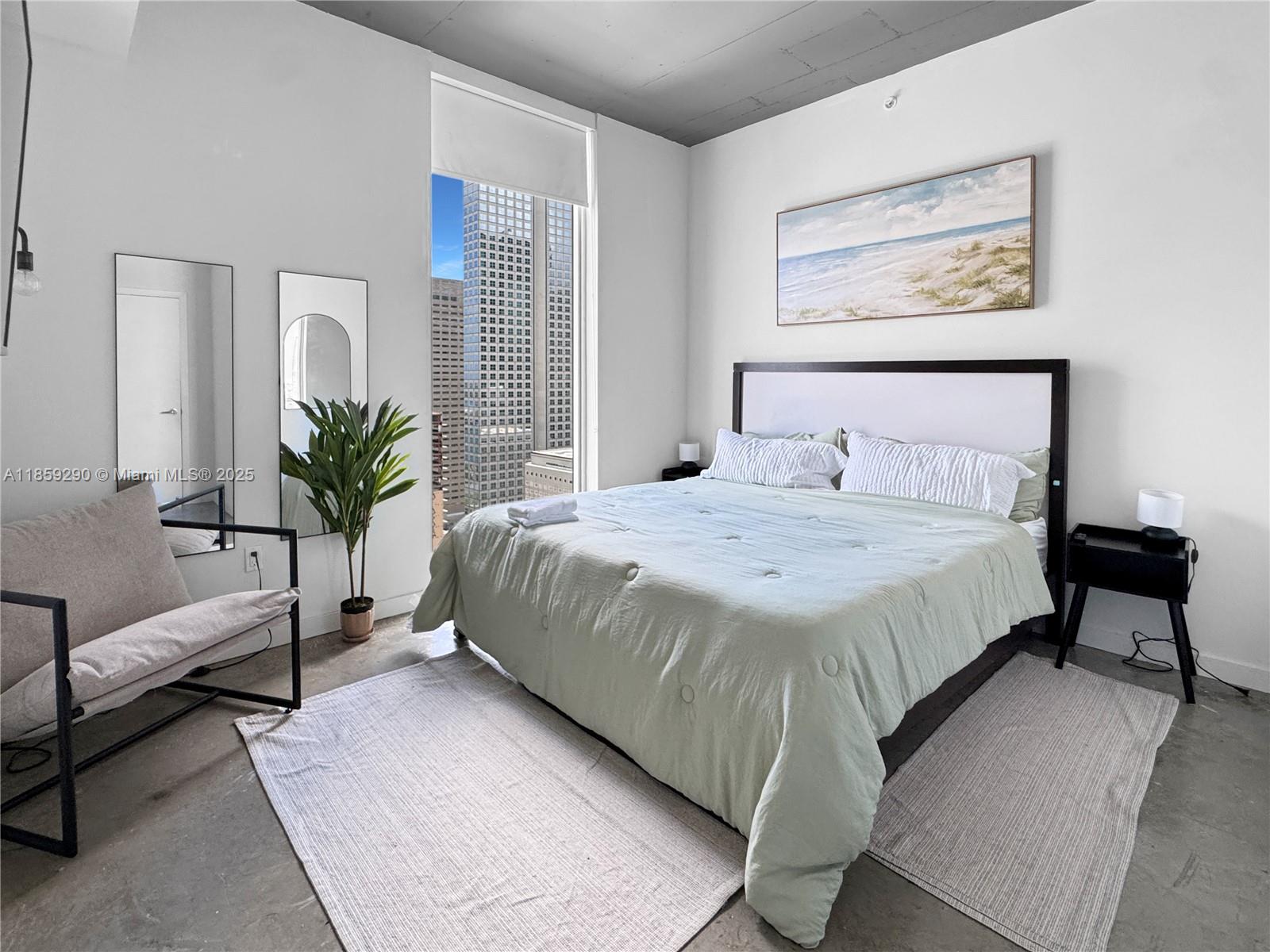 151 SE 1st St # 2702