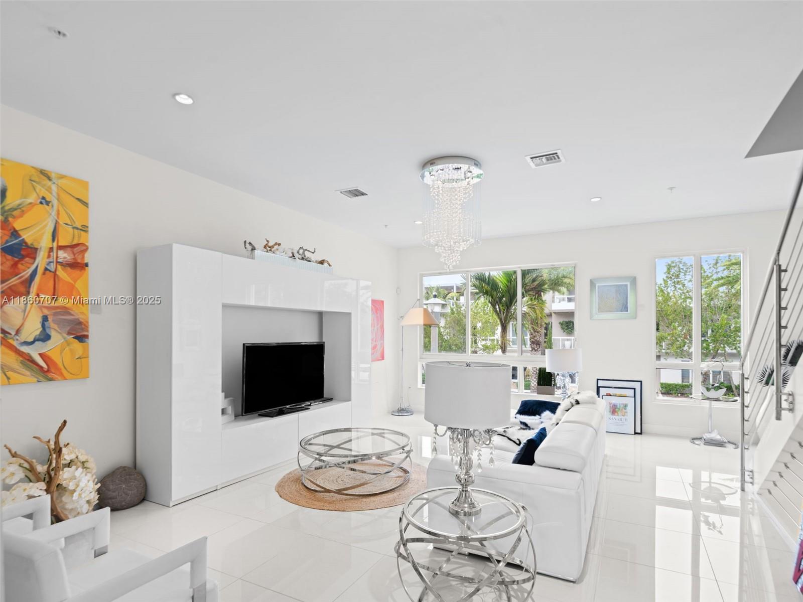 10509 NW 66th St